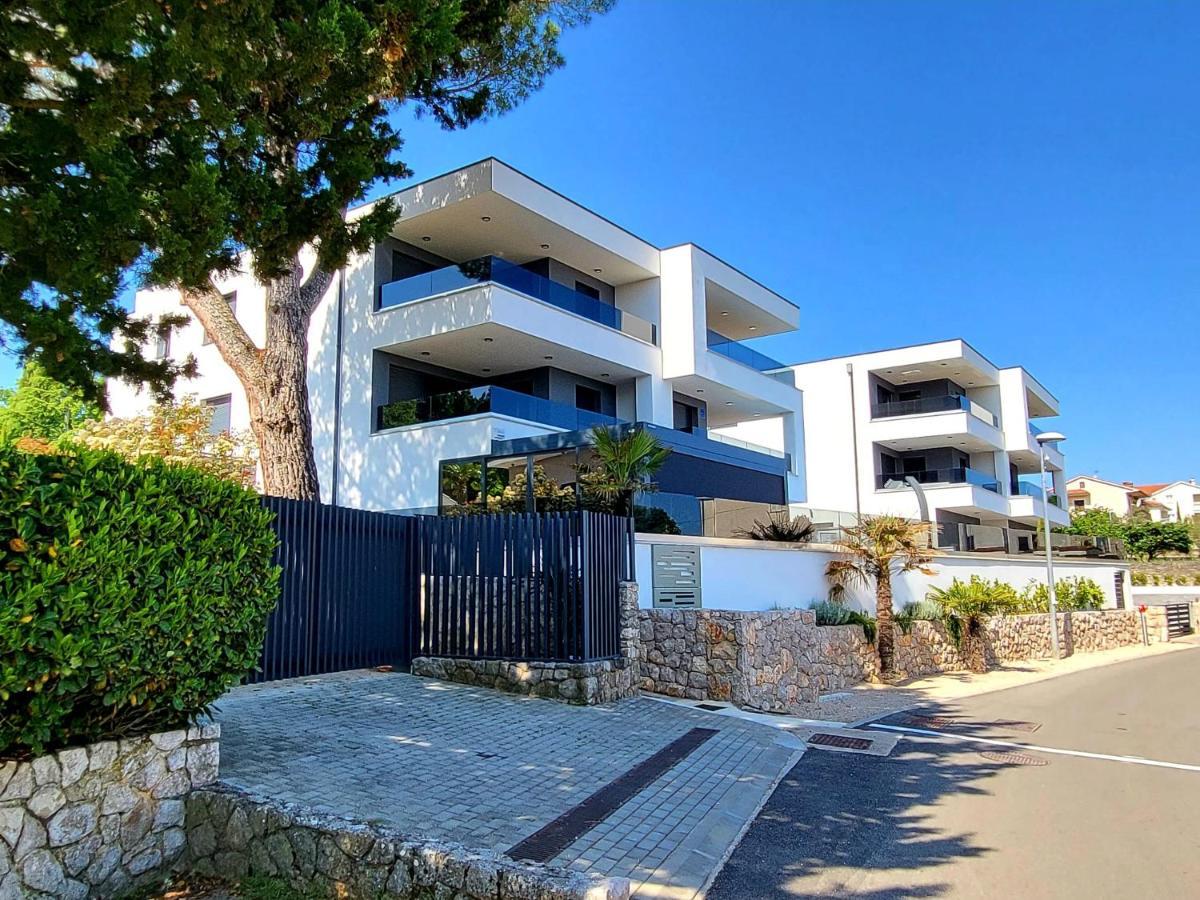 Modern Apartments Elle Malinska Вантачичі Екстер'єр фото