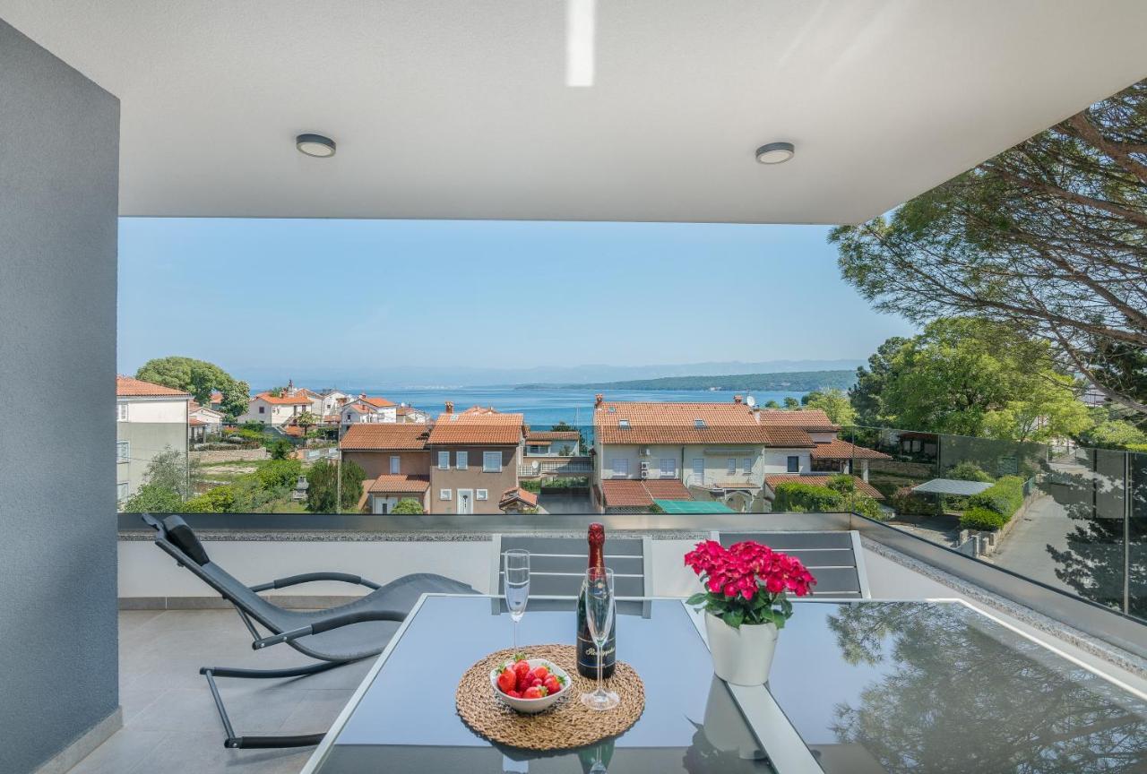 Modern Apartments Elle Malinska Вантачичі Екстер'єр фото