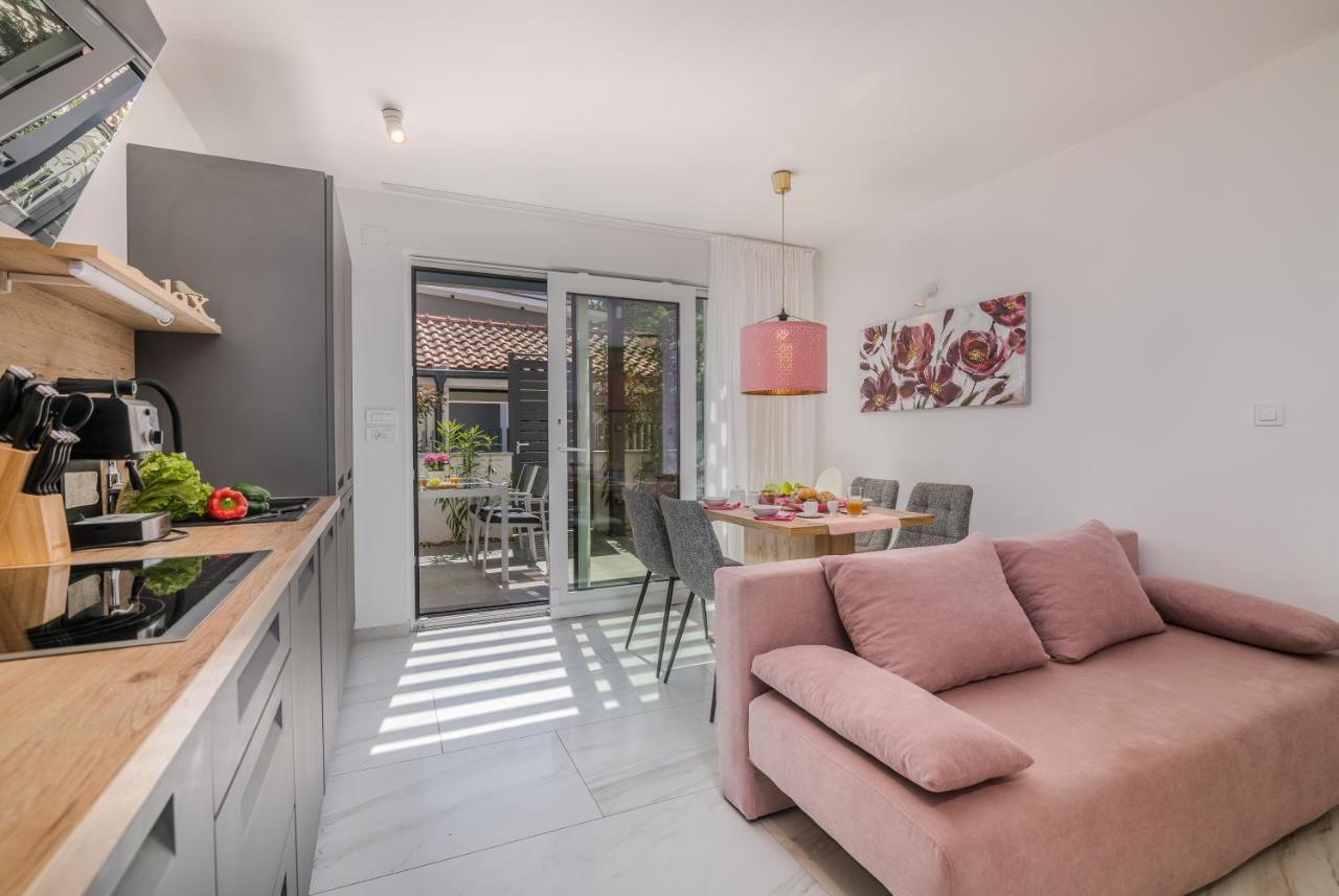 Modern Apartments Elle Malinska Вантачичі Екстер'єр фото