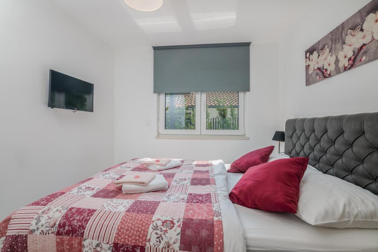 Modern Apartments Elle Malinska Вантачичі Екстер'єр фото